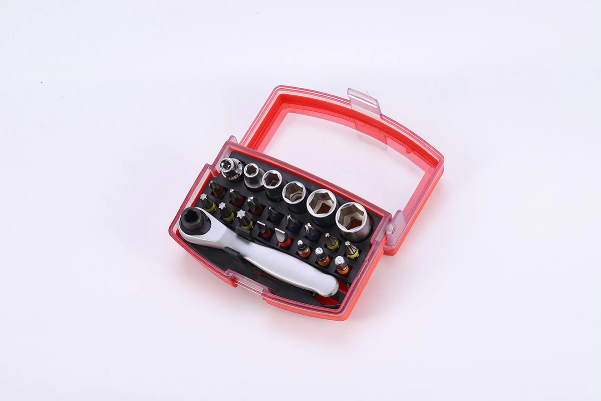 Conjunto de 24 pe&ccedil;as de soquetes e bits de catraca