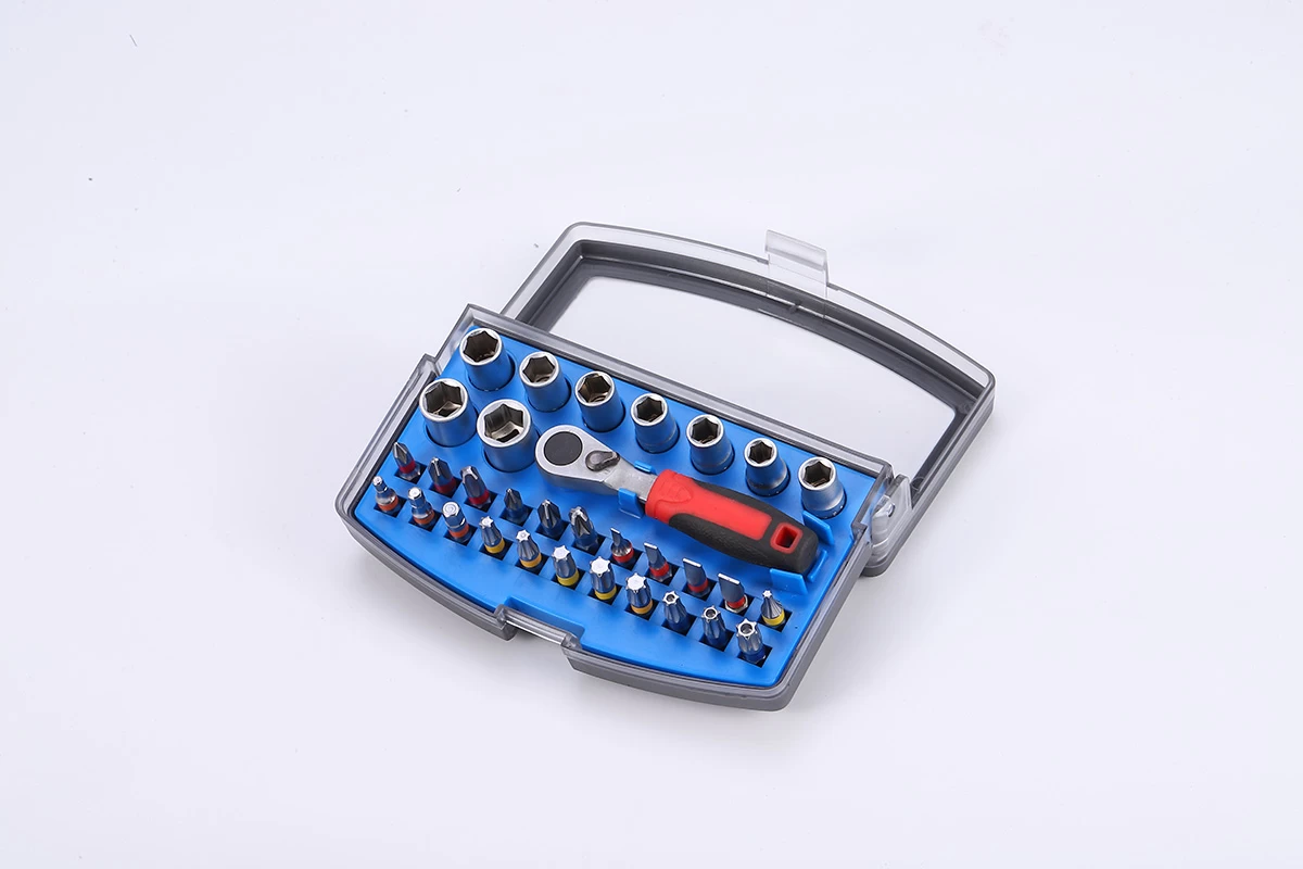 Conjunto de 32 pe&ccedil;as de bits para soquetes e catracas