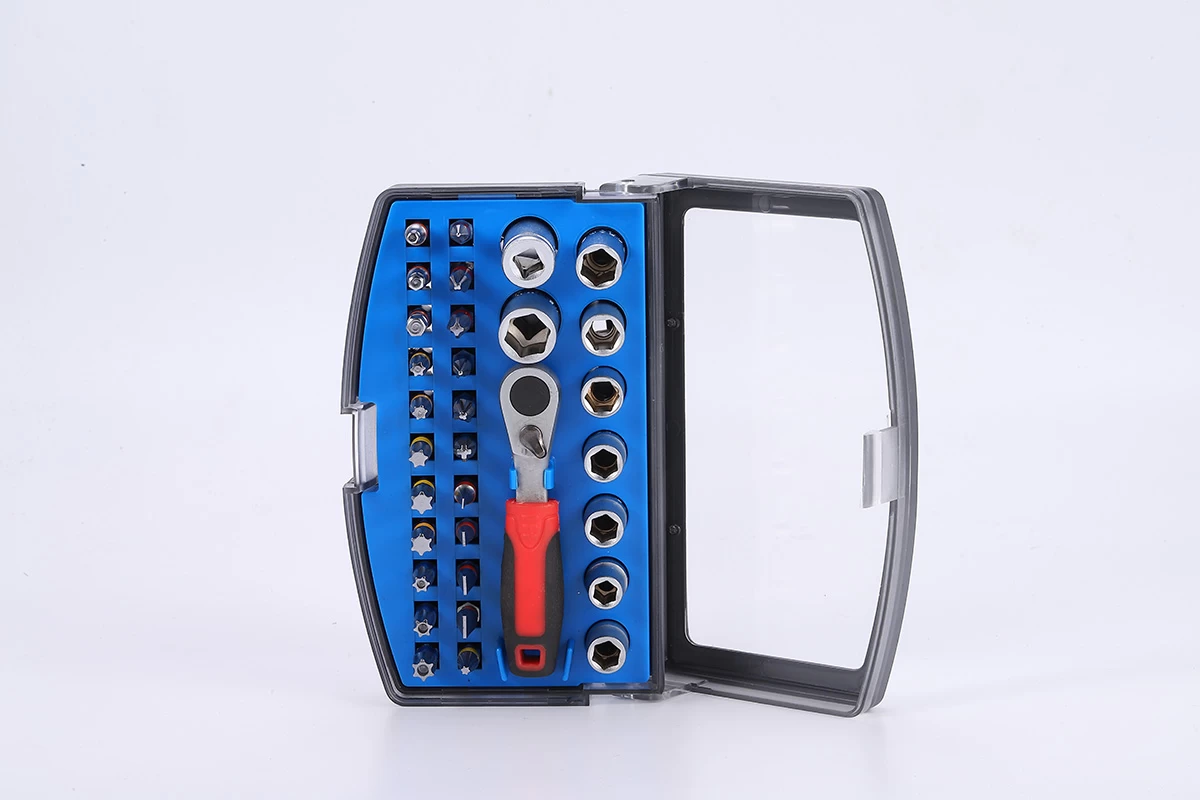 Conjunto de 32 pe&ccedil;as de bits para soquetes e catracas